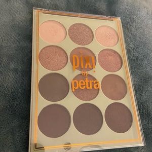 New Pixi by Petra Neutral Eyeshadow Palette